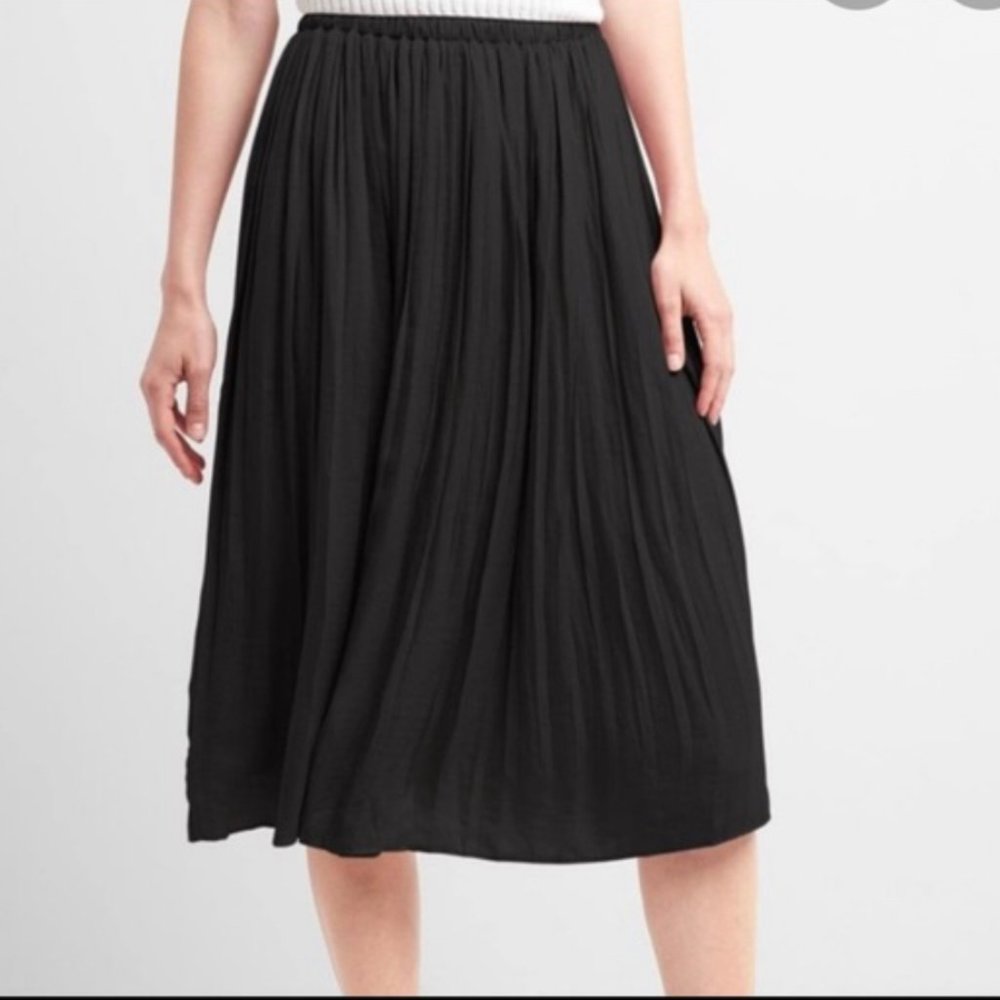 GAP Black Midi Pleated Skirt XSP